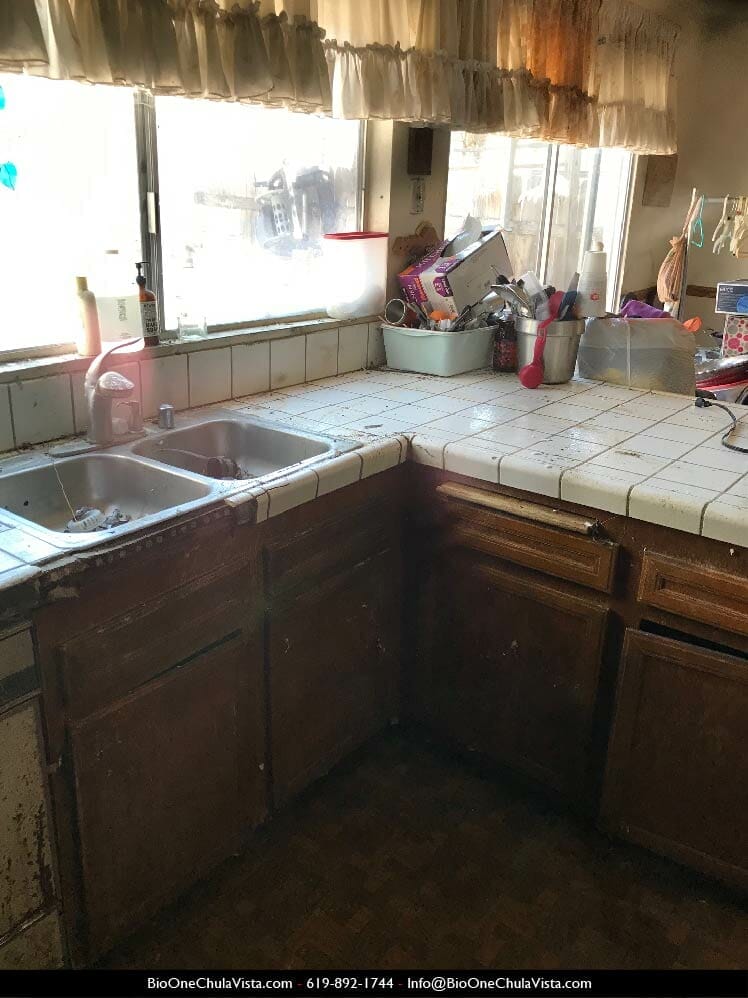 Decluttered home - Kitchen. Photo credit: Bio-One Chula Vista.